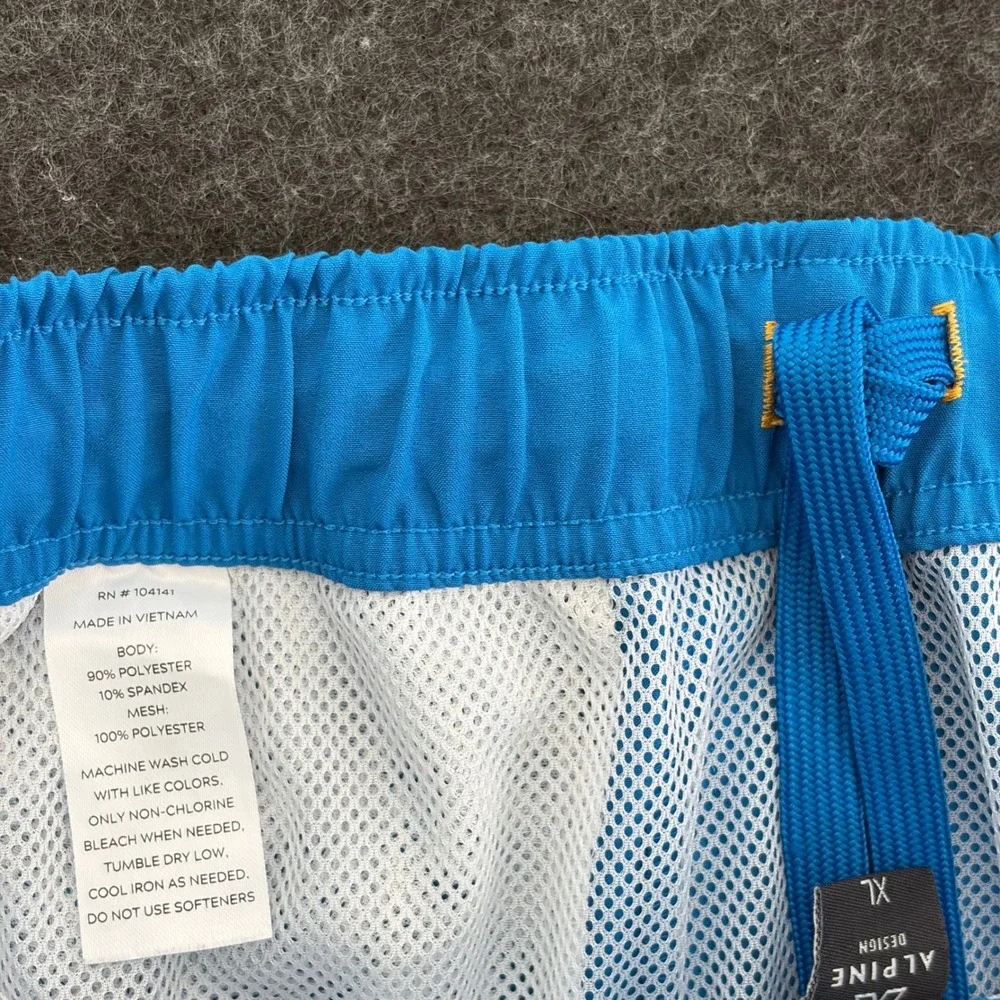Alpine Design Mens Blue Swim Trunks Mesh Lined Zipper Pocket Shorts XL 7